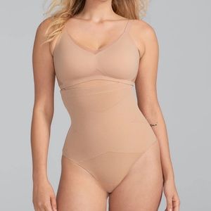 Honeylove SuperPower Thong in Sand